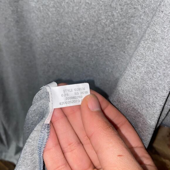 Under Armour Gray Tech 2.0 Short Sleeve Crew Neck T-Shirt Men's Size Large - Picture 5 of 6